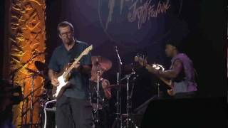 Legends-Eric.Clapton_Marcus.Miller_all-Montreux.1997-Groovin.Bluray.remux.1080p.avi chords