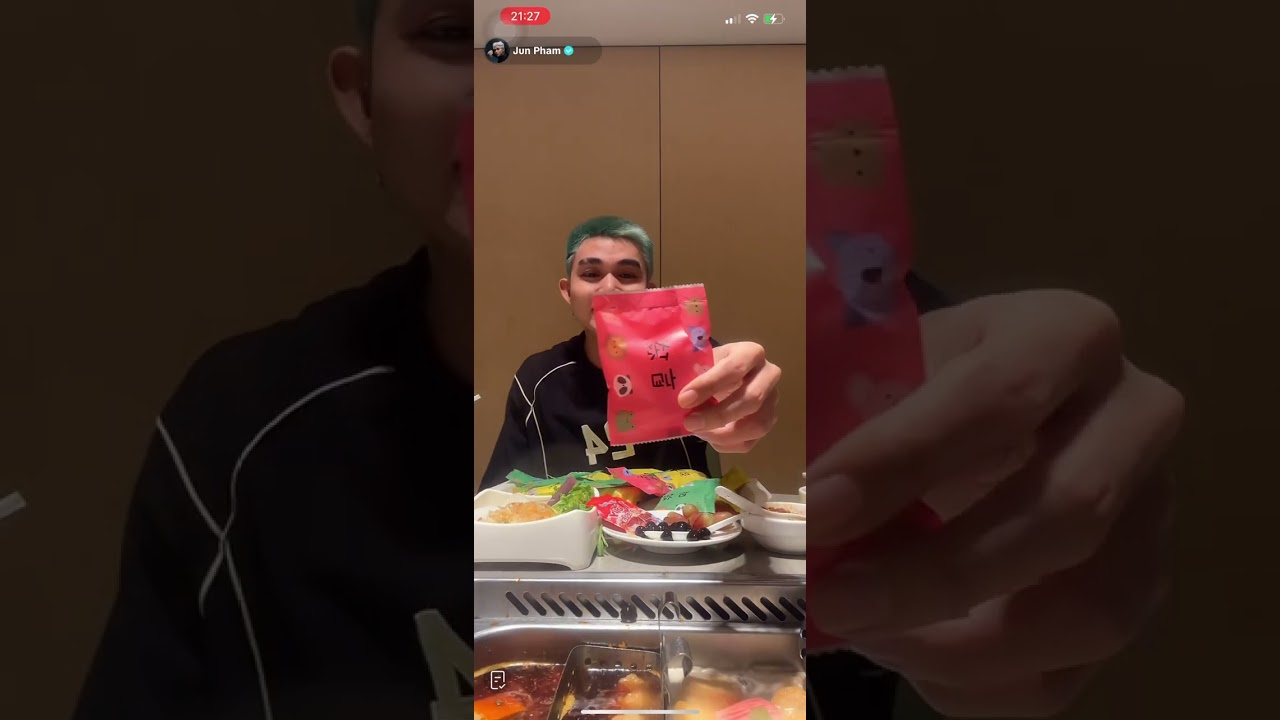 [241023] Jun Phạm - TikTok Live Mukbang lẩu túi không thấy