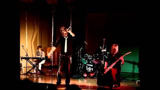 Just the way you are + Wake me up when September ends - Karach @UW Singcon