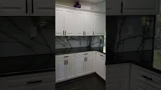 Black & White Porcelain - Floor & Decor XL Maximo Magnus Polished 6mm slabs backsplash #backsplash