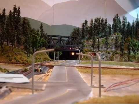 Model Railroad Traffic Light Controller - YouTube 4 6 ford wiring 