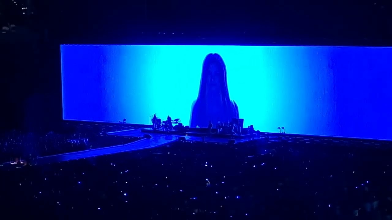 Pies descalzos Shakira El Salvador 2026