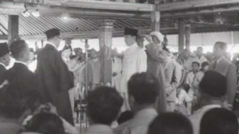 Nieuws uit Indonesië - beëdiging van president Sukarno (1949)