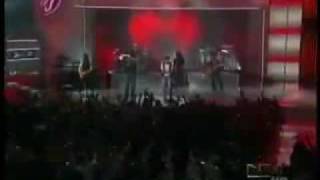 Enrique Iglesias y juan luis guerra  Cuando Me Enamoro (EN VIVO) (Premios Juventud 2010)