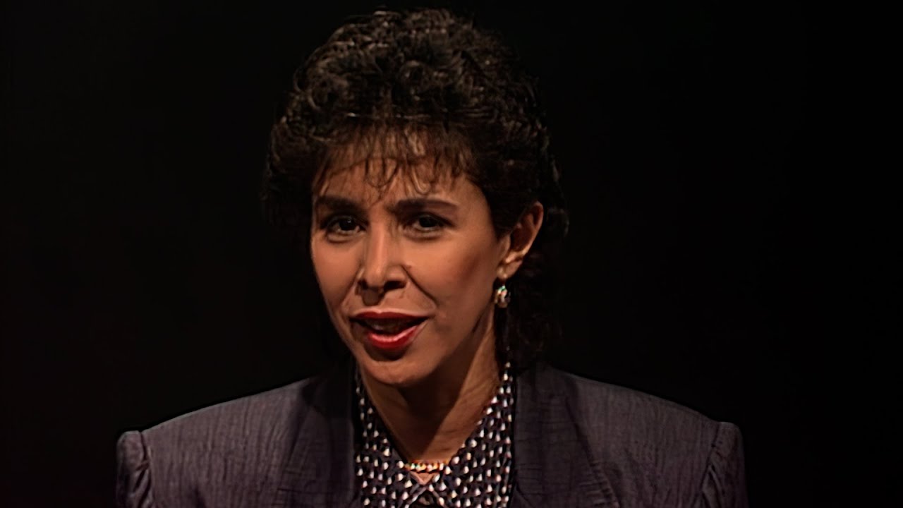 גלי עטרי - שיר שיביא לך אהבה | קליפ