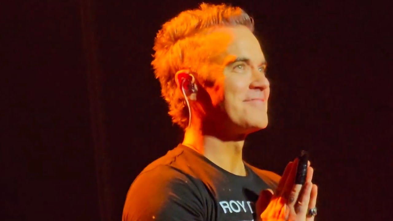 Robbie Williams- So Long 90s Live at Aviva Studios, Manchester