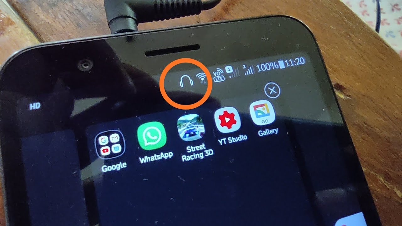 How do you remove the headphone symbol in Android when there is no headphone  connected? - YouTube