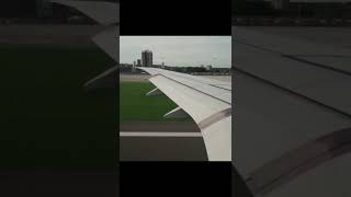 ✈ Helvetic E190 E2 Take off | LCY