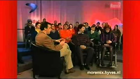 Boemerang (HD quality with subtitles) - TRY AND KEEP A STRAIGHT FACE