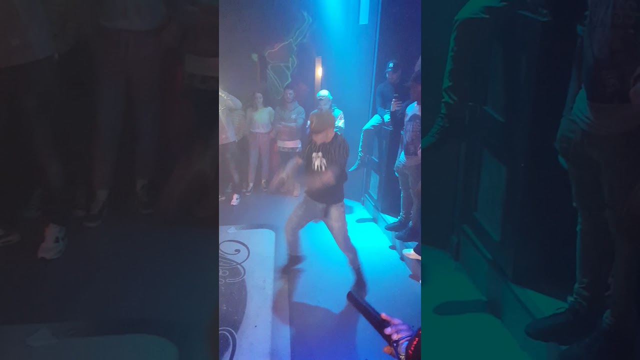 dance battle club German