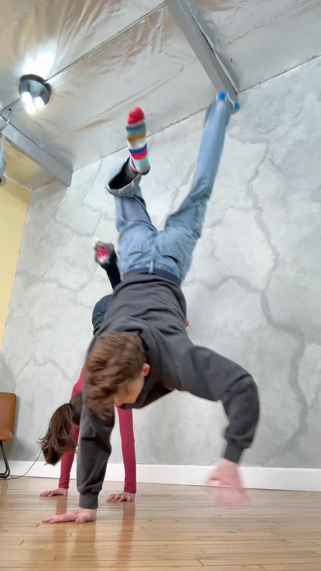 CHALLENGE GONE WRONG ?@rachelmichellepizzolato  #handstandchallenge