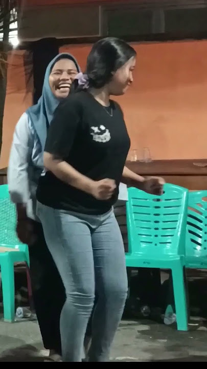 JOGET WAKATOBI SANGAT ASYIK  #jogetviral  #jogetwakatobi  #jogethits
