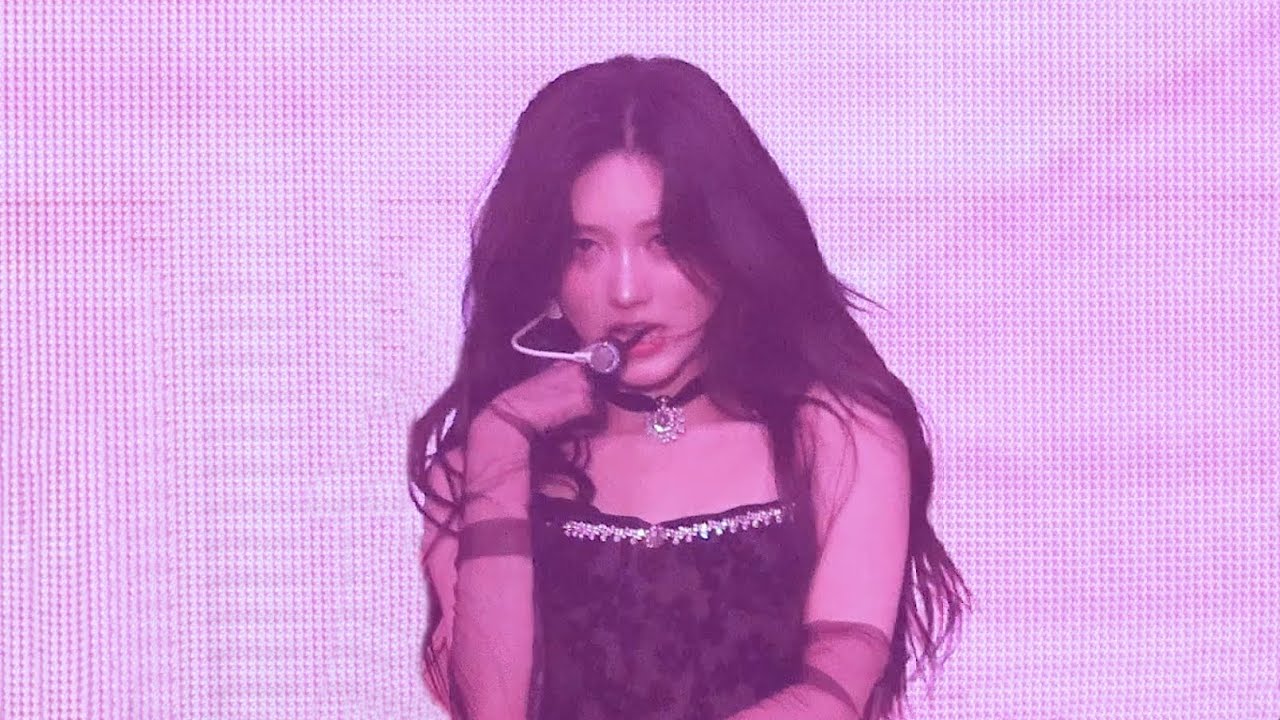 240811 아이브 가을 - '7 rings' 직캠 IVE Gaeul CONCERT FANCAM @THE 1ST WORLD TOUR 'SHOW WHAT I HAVE'- ENCORE