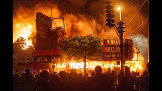 Facing a disaster? Should you bug in or bug out? Your life could depend on your decision