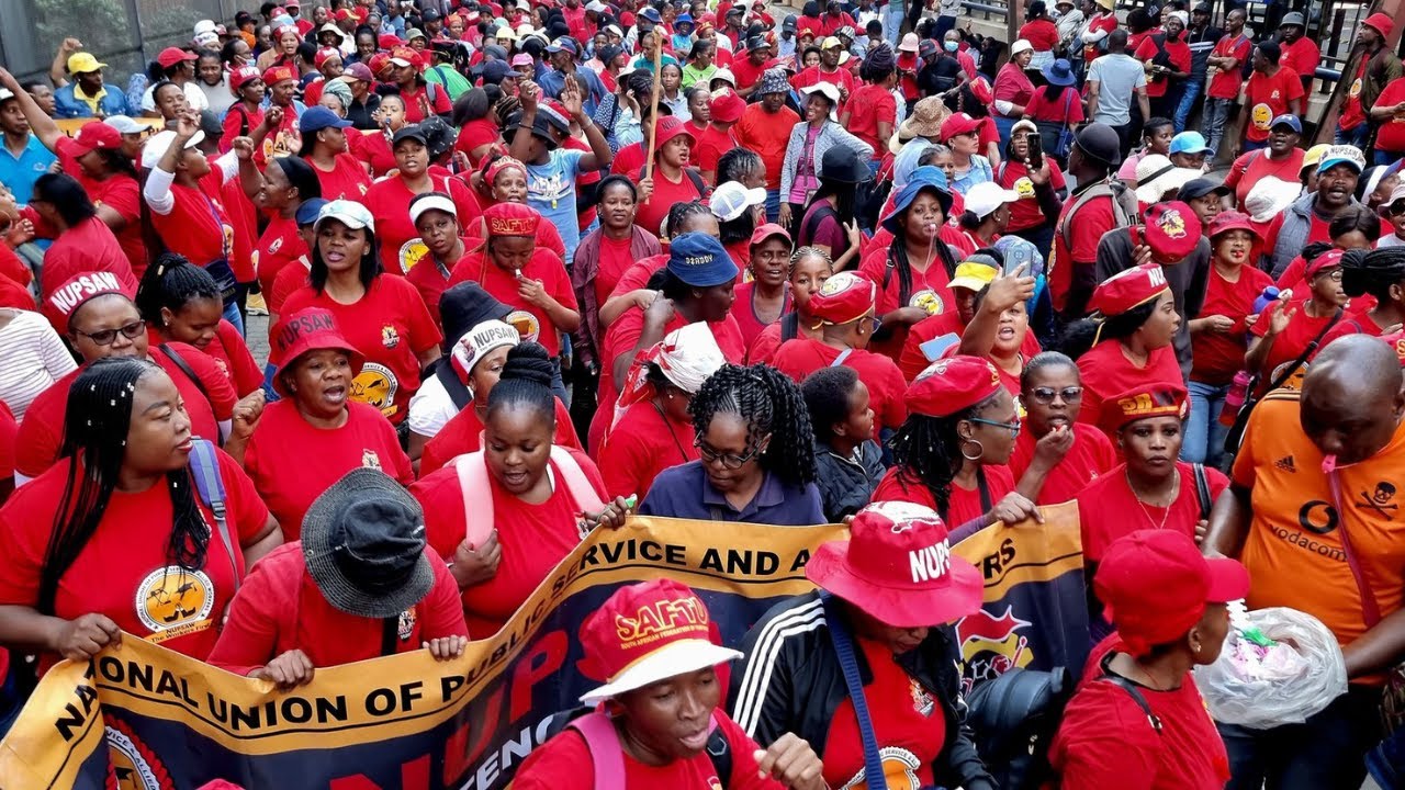 Unions prepare for biggest-ever National Shutdown | NEWS IN A MINUTE ...