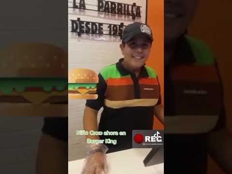 EL NIÑO DEL OXXO TRABAJA EN BURGERKING Niño del Oxxo trabajando en Burgerking Comercial burger king