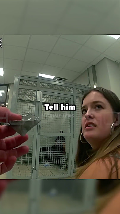 Man In Jail Cell Gives The Best Legal Advice