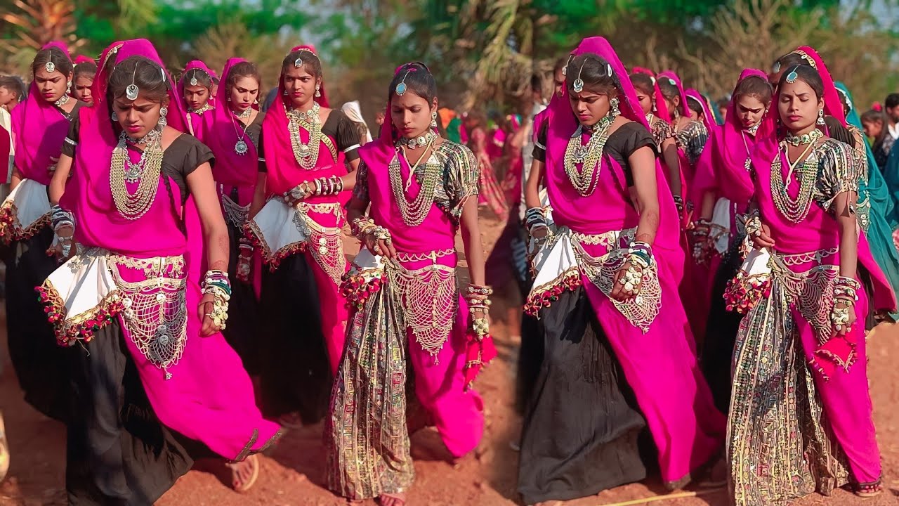 हुरयो मुरयो मेनी जानों || Hurya Murya Meni Jano अजंदा शांव में प्रसिद्ध डांस 2025 || Prakash Solanki