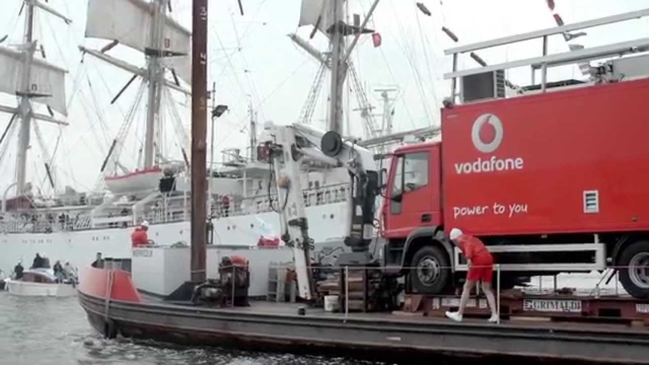Vodafone first 4G sailing mast - Sail Amsterdam 2015 (ENG Subtitles)