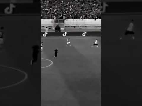 واقف مصدوم فمرايتي