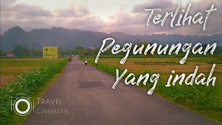 Jalan - jalan sore sembari melihat pemandangan pegunungan yang indah