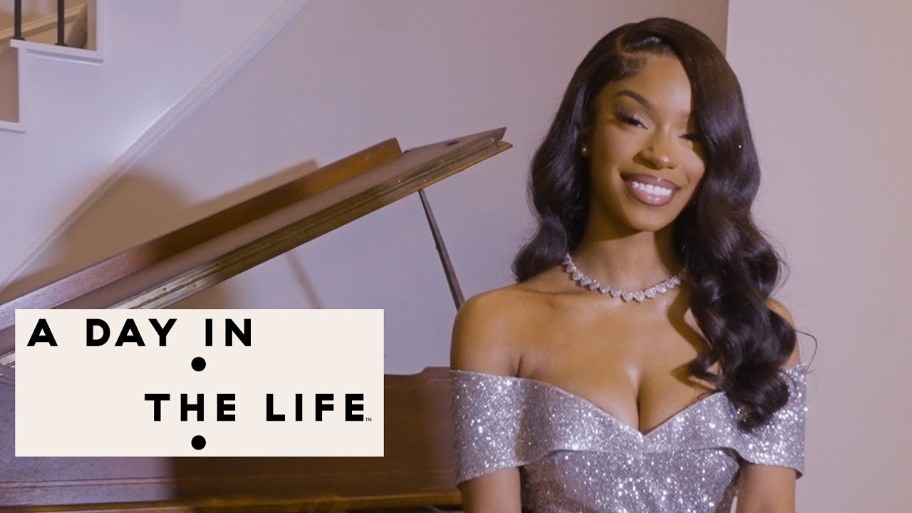 Monaleo is ‘Beating Down Yo Block’ For Her 21st Birthday | A Day in the Life