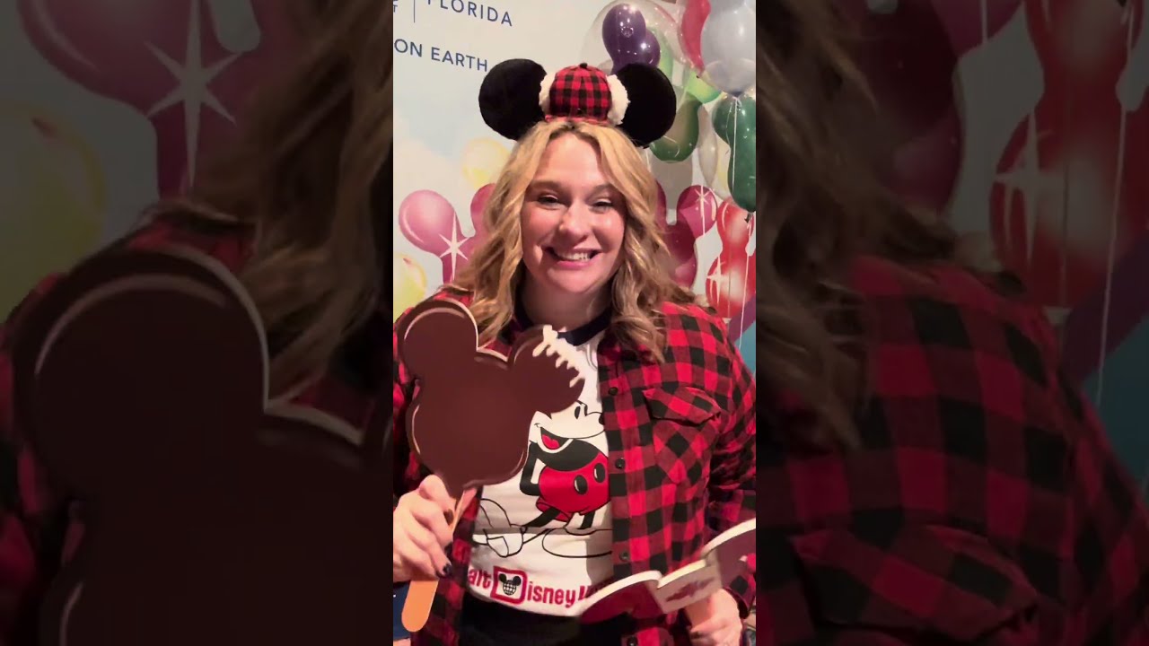  CALLING ALL CANADIANS Your Dream Disney Vacation Just Got More Magical Disneydiscount