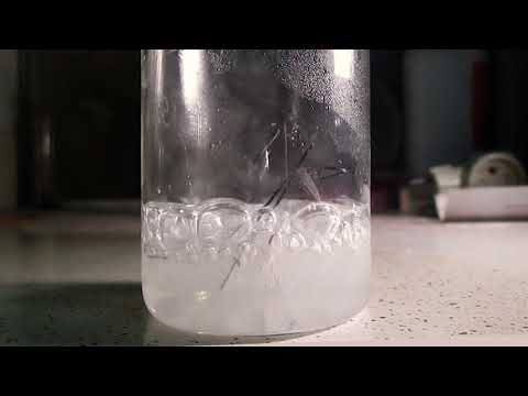 Zn + 2HCl → ZnCl2 + H2 | Реакция цинка и соляной кислоты