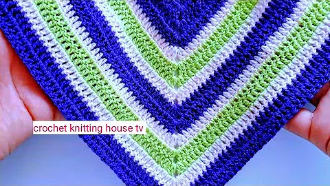 how to crochet triangle shawl in double crochet only/how to crochet for beginners