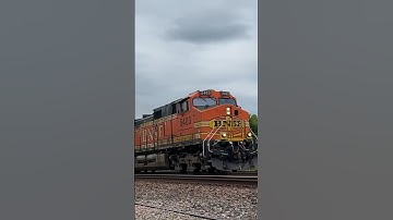 H1 Dash 9 trails on fast moving BNSF Manifest train! #bnsf #bnsfrailway #bnsftrains #railroad #train