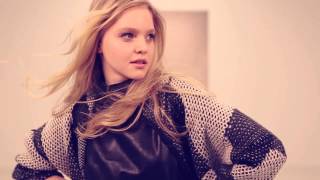 RUNWAY INVERTED VILA Clothes