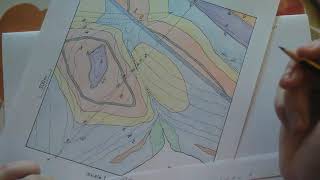 Ejercicio de mapas de geología. Perfil  / buzamiento de estratos / historia /columna