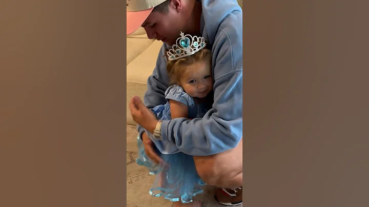 Okay, now I’m crying… 😭 the prettiest princess! 🩷👑 #dad #daughter #cute #princess #toddler #love