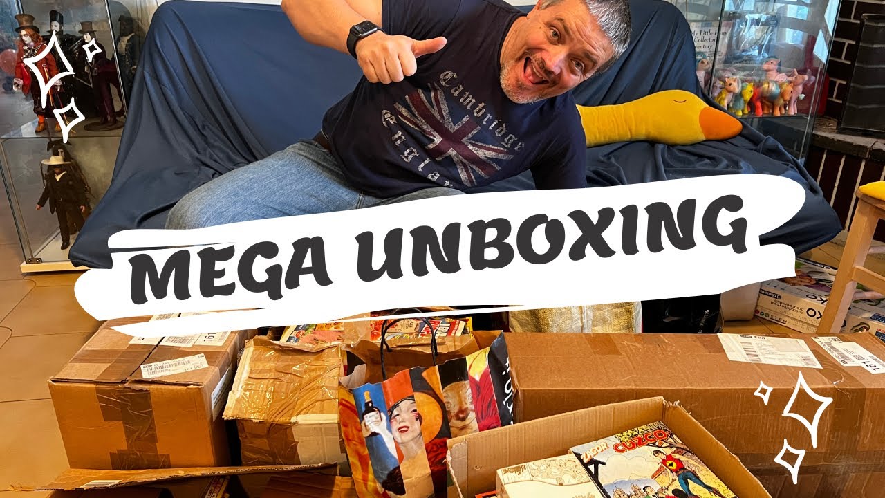 Unboxing  10 Scatole di fumetti date da uno di voi!