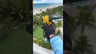 DeWALT