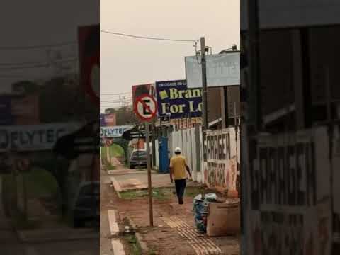 Motorista confuso mentalmente quase tomba caminhão no Charrua