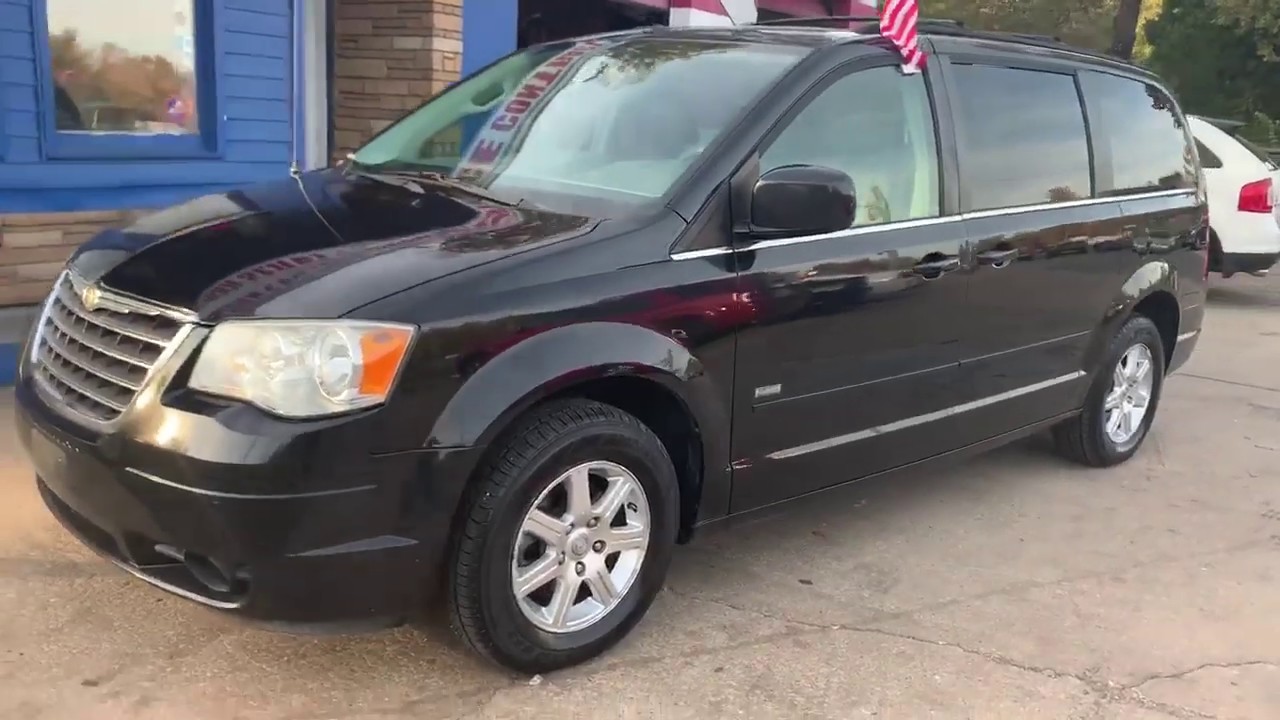 Chrysler town country 2008