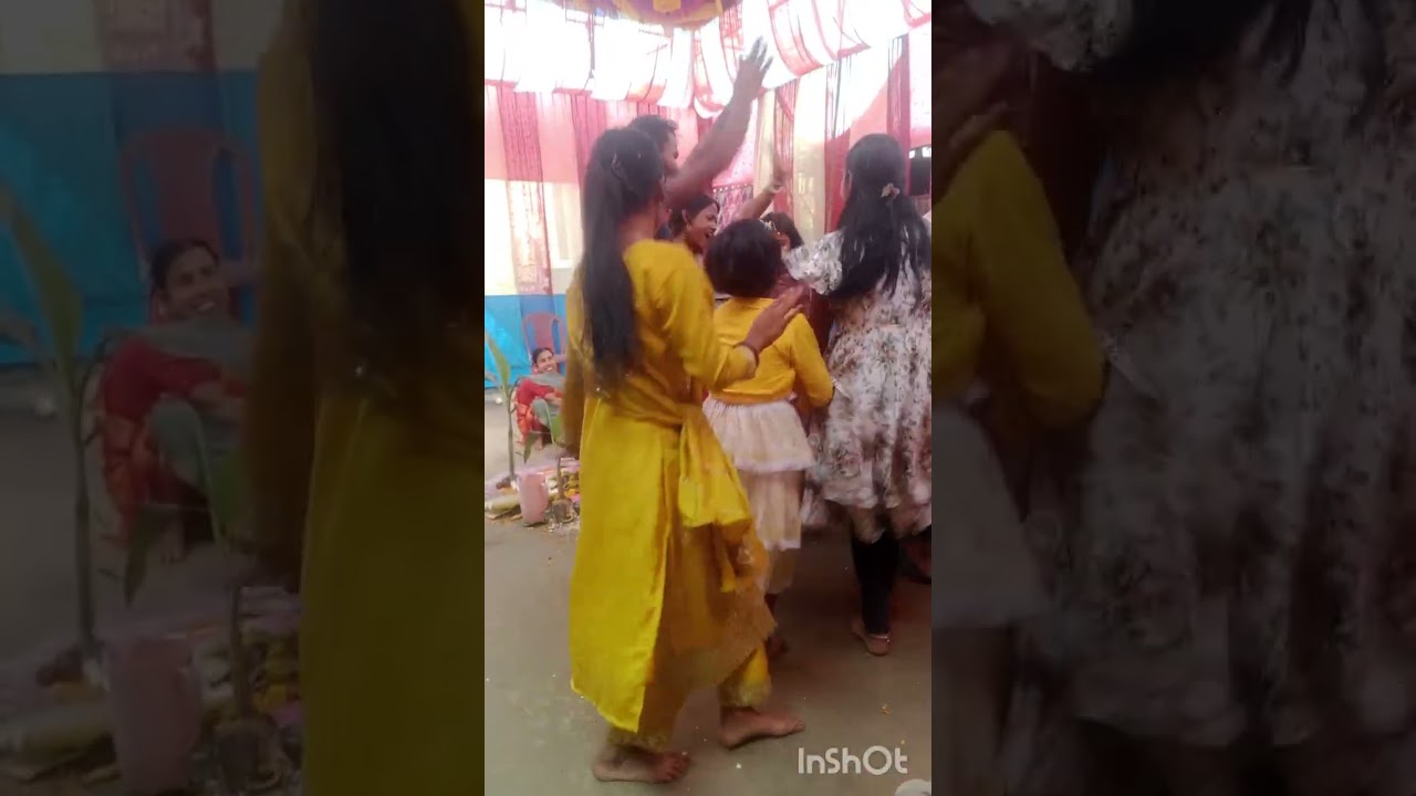     বিয়ে থেকে ওঠার পর বৌদির নাচ 💃🌹💃