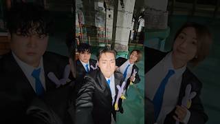 🖤 Black suit Blue tie 💙 #슈퍼주니어 #SUPERJUNIOR #슈퍼주니어_LSS #SUPERJUNIOR_LSS #Suit_Up #Shorts