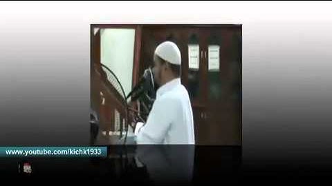 قارئ مصري كفيف صوتة جميل جدا