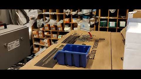 Cambrian Vision System picking small parts