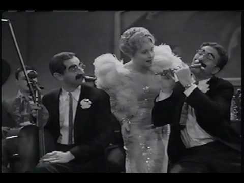 Marx Bros 1939 Gracie Allen Robert Young Honolulu