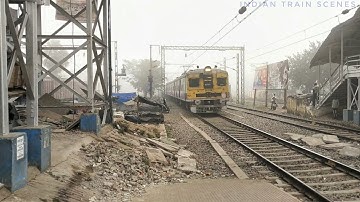 Electric Multiple Uniit Train Coming Out From Dense Fog !! Howrah-Bardhaman Local Arriving Pundooah