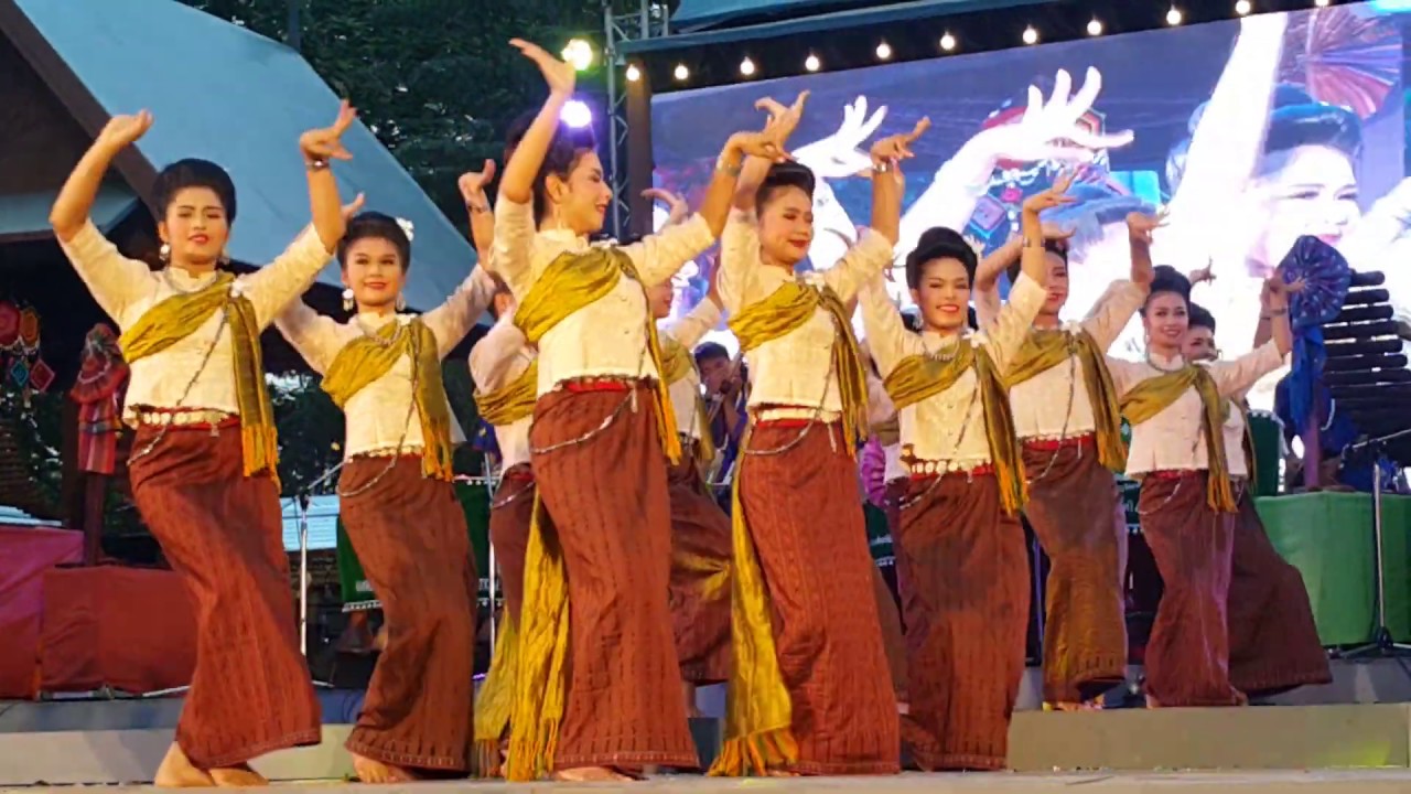 ฟ้อนสู่ขวัญข้าวคูนลาน | วงโปงลาง วนศ.กาฬสินธุ์ | งานเที่ยวเมืองไทย ปี 2562 | 27.01.2562