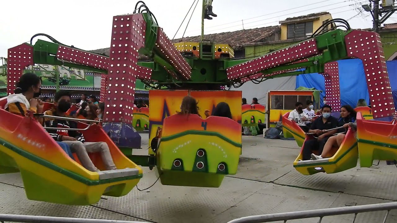 Cierre de feria Atempan 2022 (Juegos Mecánicos en el centro)