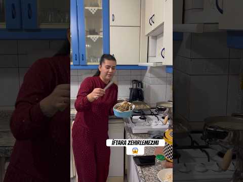 Hamsiyle yoğurt çorbası olurmu #tarif #shortvideo #iftar #iftaryemekleri #ramazan #ramazanmubarak