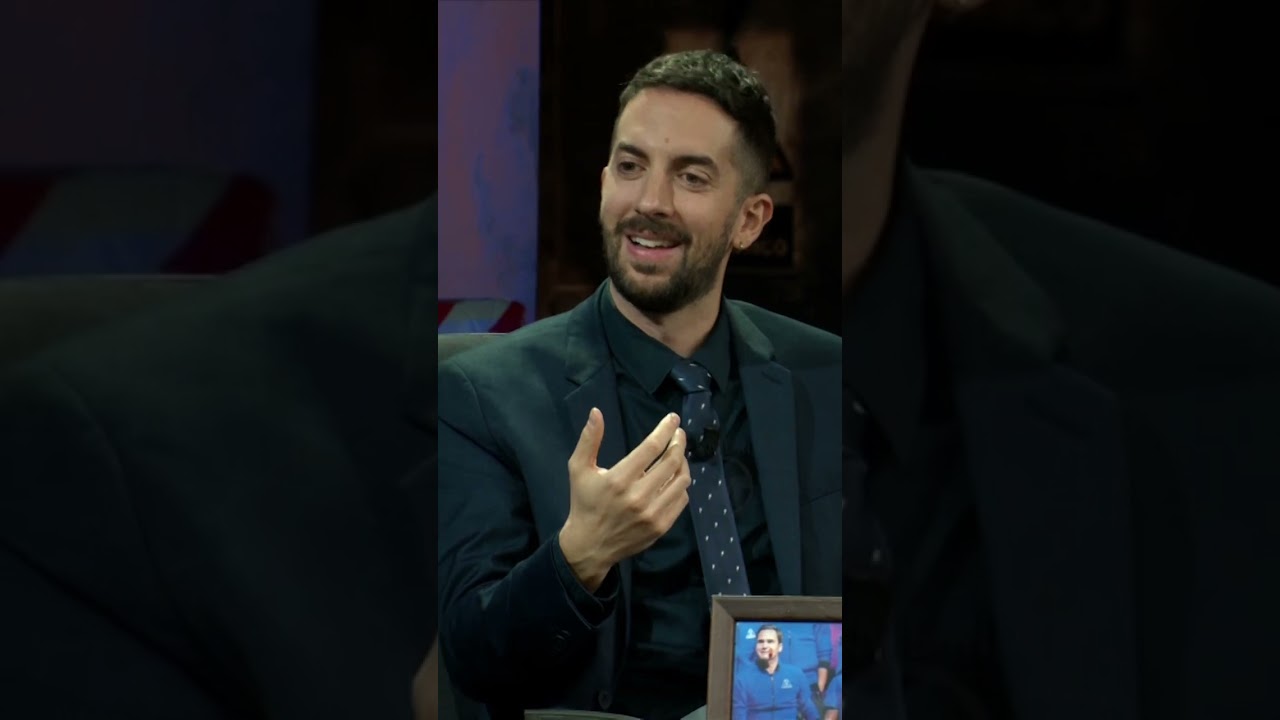 El homenaje que querían a hacer a Broncano en la piscina de Orcera 😭😂 #laresistencia