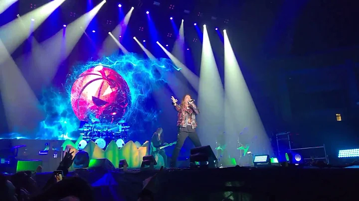 Helloween Pumpkins United Tour - Waiting For The Thunder [live Bucuresti Romexpo 2017]