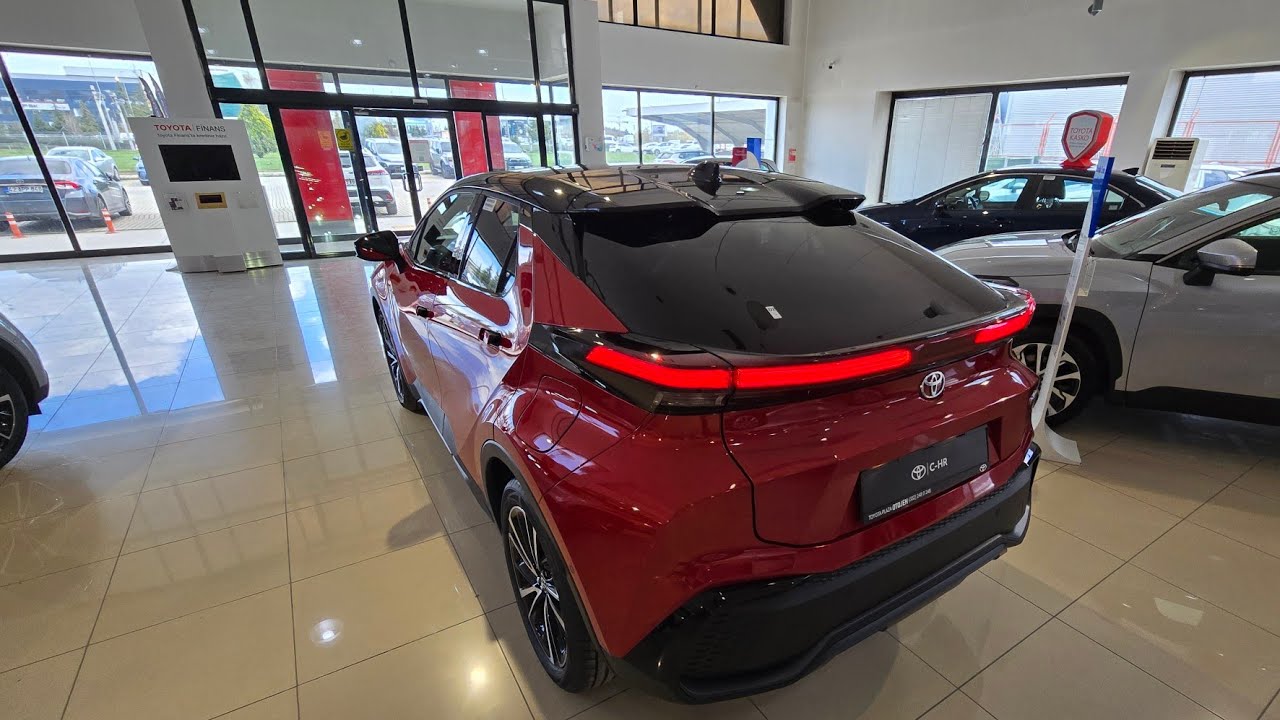 🚗 New Toyota C-HR Hybrid – Bold New Look & Smarter Performance | Full Visual Review