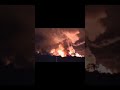 ¿EE. UU. "invade" Venezuela? Afirmaciones de ataque aéreo sacuden Caracas | ¿Maduro es el siguiente?